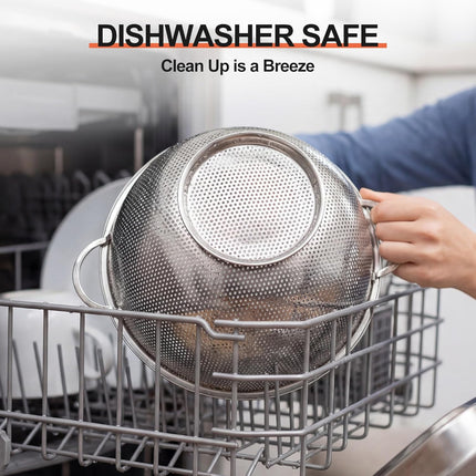 Colander Stainless Steel 3-Quart, Strainer for Kitchen Food, Dishwasher Safe.