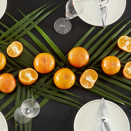 Table Cloth 60x102 Inch Black Tablecloth for 6 Foot Table Washable Polyester Rectangle Tablecloth for Buffet Table, Parties, Holiday Dinner, Wedding.