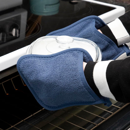 Terry Pocket Mitt & Hot Pad: Unparalleled Heat Resistant, Durable 100% Cotton – Ergonomically Designed for Optimal Grip – Easy-Care Machine Washable – 2-Pack, Federal Blue.