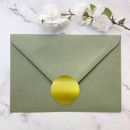 Embossing Stickers,200Pcs 2'' Gold Foil Seals Stickers for Certificates,Self-Adhesive Envelope Seal Label Sticker with Serrated Edge,Blank Embosser Stamp Sticker for Book Invitation Notary Seal.