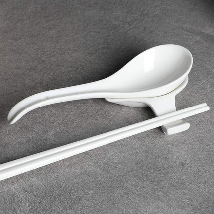Asian Soup Spoons Set of 6, Ceramic Japanese Soup Spoons, Ramen Spoon for Cereal Wonton Dumpling Noodles,Table Spoon Set Dishwasher Safe Easy To Clean, White.