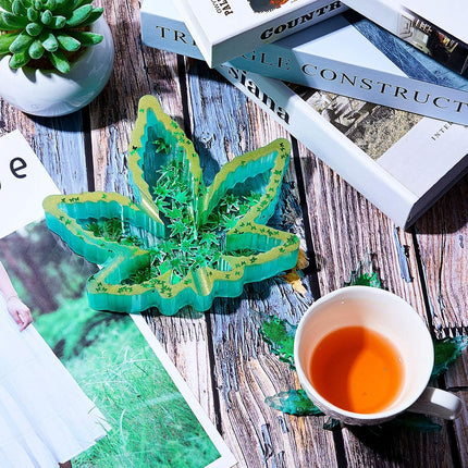 2 Pieces Maple Leaf Silicone Resin Mold, Large Leaf Tray Casting Mold for DIY Coasters, Soap Dish, Home Decoration, Thanksgiving Fall Decoration.