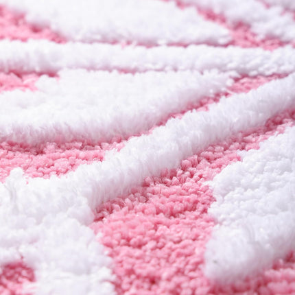 Pink Christmas Decor Snowflake Bathroom Rug, Snowflake Welcome Mat Non Slip Round Shaped Washable Bathtub Rug Bathroom Tub Kitchen Rug Decoration.