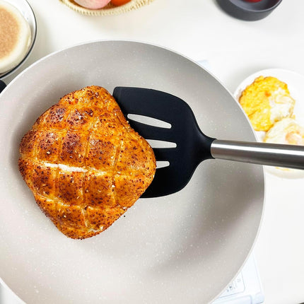 3Pcs Silicone Spatula Set Heat Resistant Spatulas for Nonstick Cookware Fish Turner Plastic Spatulas Rubber Wok Spatula, Long Large Spatula Silicone Cooking Use Kitchen Utensils Set.