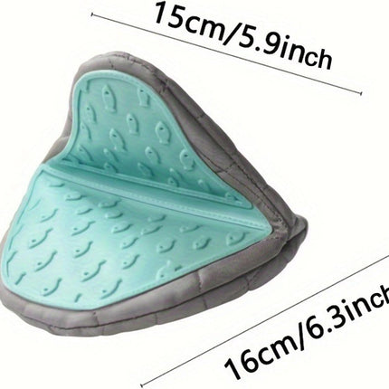 Light Green Heat Resistant Oven Mitt for Baking and Cooking - 1 Piece.