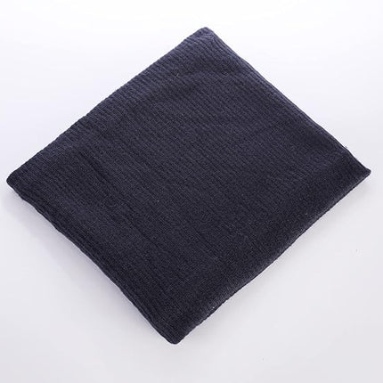 Light Grey Fleece Scarf for Winter Sports Warmth and Comfort.