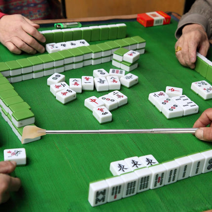 4 Piece Metal Extendable Mahjong Handles for Mahjong Sets and Accessories Enhance Game Feel and Smoothness.
