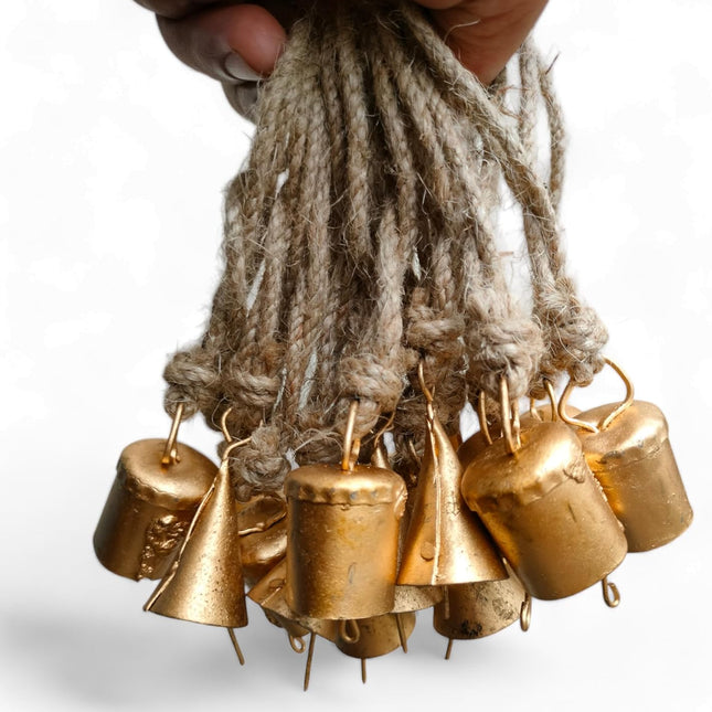 Set of 20 Pieces Bells For Crafts Christmas Bells Small Bells Brass bells Vintage Rustic Chime Jingle Bell Cow Bells Christmas Tree Crafts Decorati Hanging Bell Sleigh Bells Noise Makers Witch Bells.