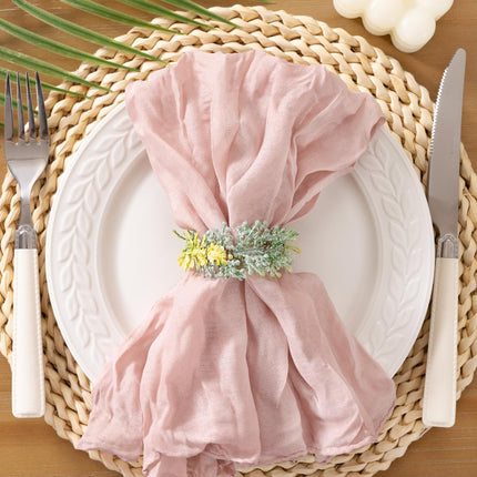 3pcs Pink Table Runner with 50pcs Napkins.