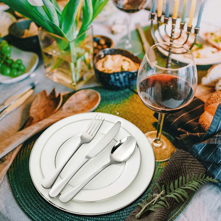 12-piece Good Stainless Steel Dinner Knives, 9 Inches.