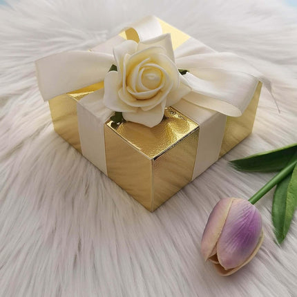 Efavormart 100 Pack 4"x4"x2" Gold Metallic Cake Favor Boxes, Shimmering Cardstock Candy Treat Gift Boxes for Anniversary, Wedding, and Gala.