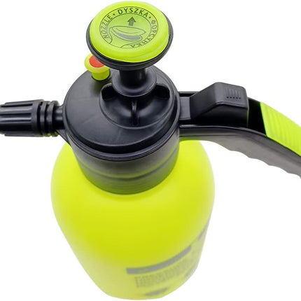 68oz/0.5Gallon Garden Pump Sprayer with Safety Valve for Watering.
