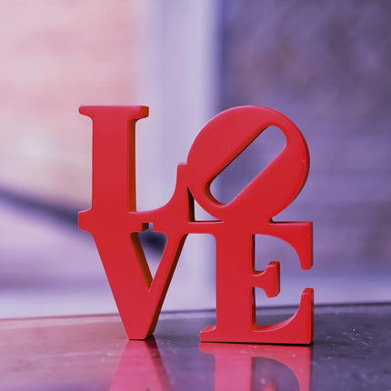 Valentine's Day Rose Gift, Love Word Art Resin Tabletop Décor, Red Contemporary Romantic Gifts, Freestanding Home Decoration.