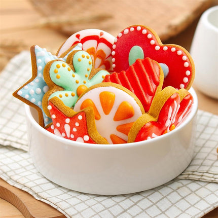 Metal Cookie Cutters Set 12 Pieces, Stainless Steel 3 Heart Cookie Cutters, 3 Star Cookie Cutters, 3 Flower Cookie Cutters, 3 Round Cookie Cutters for Valentine's Day Christmas Holiday.