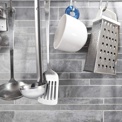 Stainless Steel Ladle Soup Handle Ladle with Pouring Rim for Kitchen Cooking Soup Sauce.