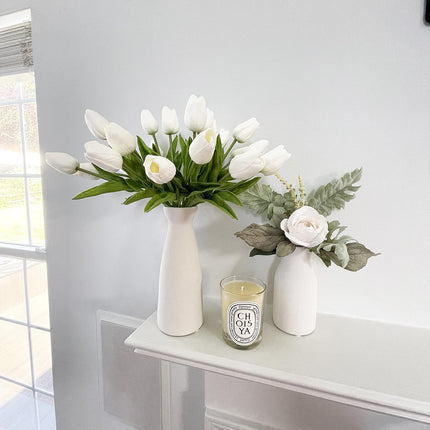 20pcs Artificial Tulips Flowers Fake Faux PU Tulip Bouquet Real Touch Flower Arrangement for Home Room Office Party Wedding Decoration Excellent Gift Idea for Mothers Day (White).