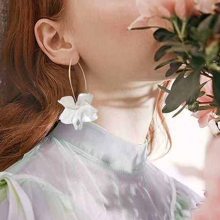 Boho Rose Petal Dangle Resin Earrings - Long Drop Acrylic Tiered Flower Earrings - Statement Exaggerated Floral Tassel Earrings for Women and Girls.