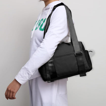 Mini Gym Bag for Women, Small Duffle Bag with Wet Compartment, Lightweight Waterproof Cute Tote for Girls Workout Sport Travel (Black).