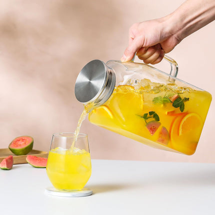 1 Gallon Square Glass Pitcher with Lid and Spout, Borosilicate Carafe for Hot/Cold Drink, Water Pitchers Handle Fridge, Extra Large Jug Iced Tea, Coffee, Juice, Beverage Clear -.