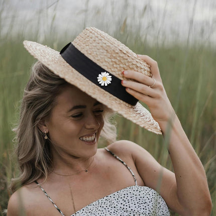 Daisy Pin, Flower Women Brooch Lapel Pins Sunflower Suit Pin for Shirt Hat Cardigan Sweater Decorate Tie Tacks Back Clutch Jewelry Gifts White -.