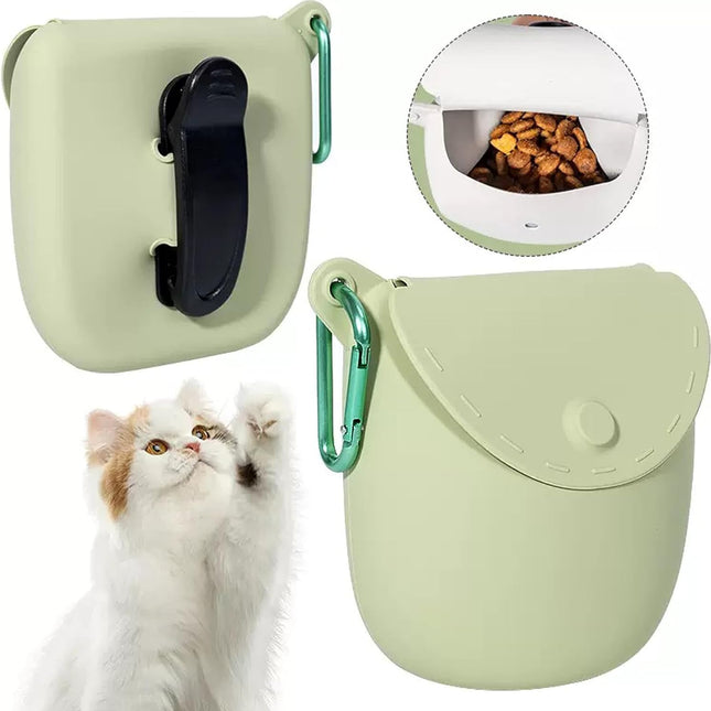Portable training bag for dogs and cats - outdoor food pouch - suitable for training and feeding pets on the go (green).