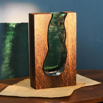 Vase with inlaid wood and glass - Rustic style wood and glass vase - Solid wood and glass vase - Vase for home decor - Table decoration (9.45 inches).