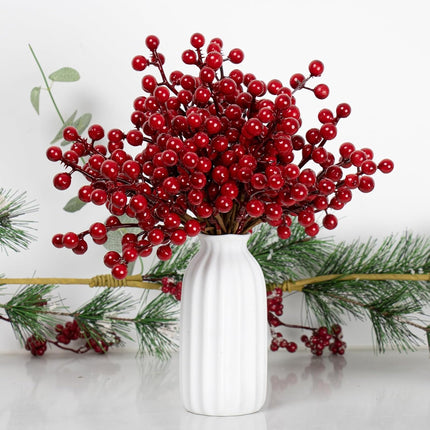 Christmas Tree Decoration - 32-pack - Artificial Red Berry Stems - 16.5 cm - Christmas Berries - Suitable for Christmas, Winter, Holiday, DIY, Decorations.