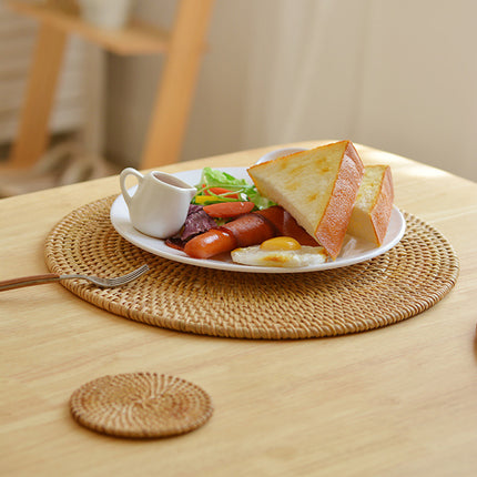 Isolation mat - Woven mat - 4 pieces - Rattan mat for hot dishes - 18 cm - Anti-burn coasters - Handmade coasters - Eco-friendly coasters - Tea accessories.