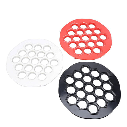 3pcs Russian Dumpling Maker Multifunctional 19 Holes Food Grade Easy Cleaning Ravioli Maker Mould for Kitchen Supplies.