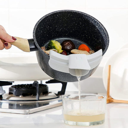 2pcs Kitchen Dedicated Spill Proof Round Edge Pot Deflector Pour Soup Funnel,duckbill Diversion Mouth Funnel,kitchen Pour Soup Strainer Deflector Tool.