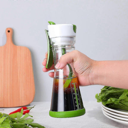 Salad Dressing Mixing Jar Manual Blender Container for Home Kitchen.