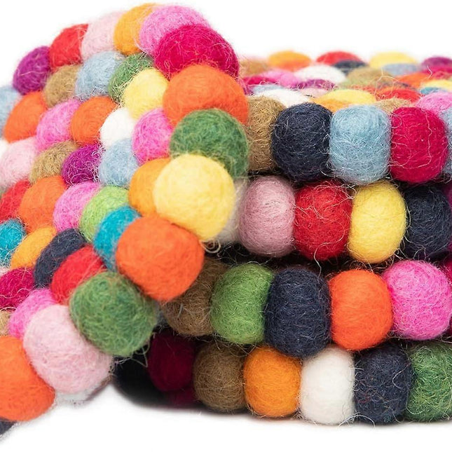 5pcs Felt Ball Round Drink Coasters Set.