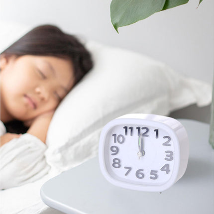 Table Clock Low Noise Multi-functional Round Small Bedside Analog Alarm Clock for Daily Use - White.