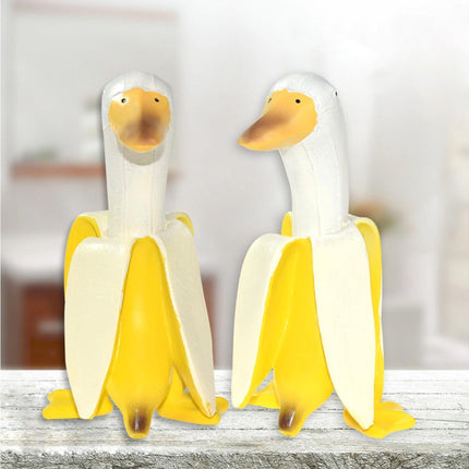 Duck Resin Statue Banana Duck Shape Unique Design Waterproof Duck Gardening Decoration for Outdoor.