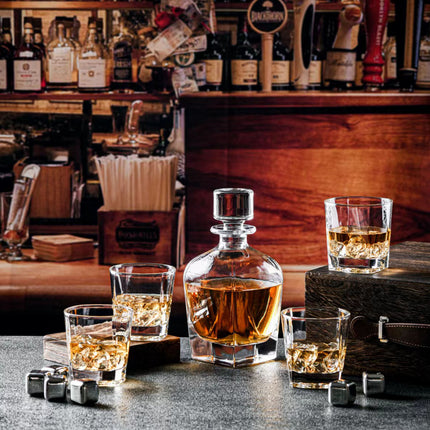 Novare Oval Whiskey Decanter Bottle With 4 Whiskey Glasses Set.