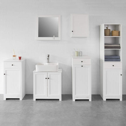 White Wall Cabinet with Door 40x52cm.