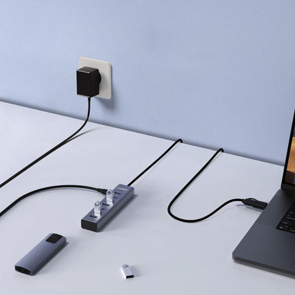 mbeat 7-Port USB Hub with Dual USB-A & USB-C Connector.