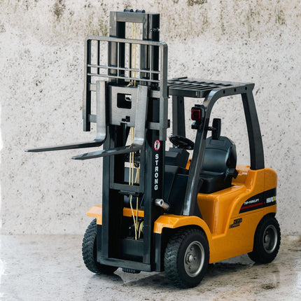 1:10 Scale 2.4G 8-Channel Metal Remote Control Forklift Construction Vehicle with Lifting Function & Sound.