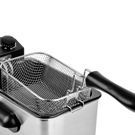 3.8L Deep Fryer with Timer Control Knob and Thermal Safety Device.