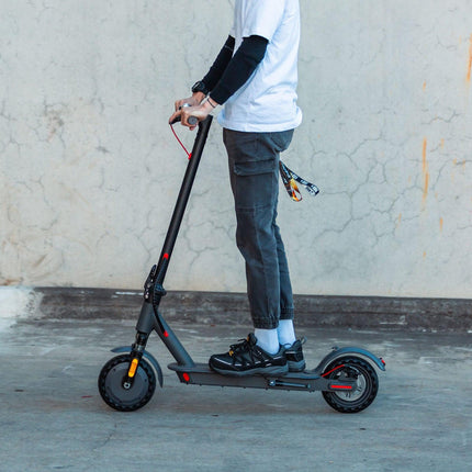 Electric Scooter, 350W Motor, 8.5 inch  Tyres, Front Suspension, Smart App, Foldable, 25kph.