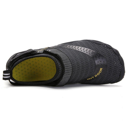 Men Women Water Shoes Barefoot Quick Dry Aqua Sports Shoes - Black Size EU42 = US8.