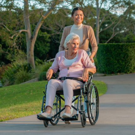 Equipmed 24 Inch Folding Bariatric Wheelchair, XL Wide Design, 136kg Capacity, Park Brakes, Retractable Armrests, Dark Grey Hammertone.