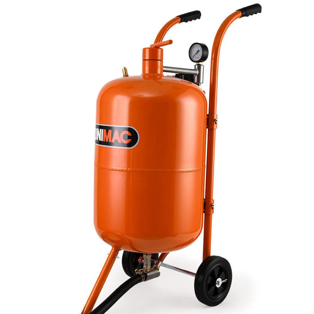 UNIMAC 38L Sandblasting Tank, Pressurised Design with Sandblast Gun Set with Hose.