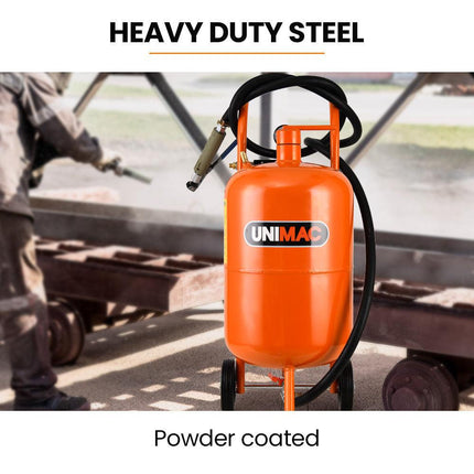 UNIMAC 38L Sandblasting Tank, Pressurised Design with Sandblast Gun Set with Hose.