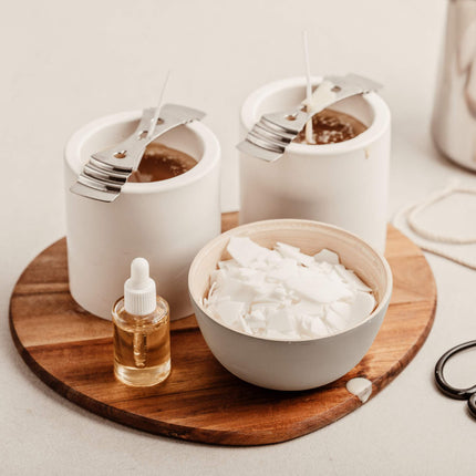 Candle Making Kit - Wax Melting Heater + Soy Wax Flakes + Wicks.