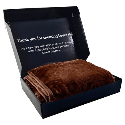 Laura Hill Faux Mink Blanket 800GSM Heavy Double-Sided - Chocolate.