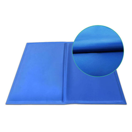 Small Pet Cool Gel Mat Dog Cat Bed Non-Toxic Cooling Dog Summer Pad 30 x 40 cm.