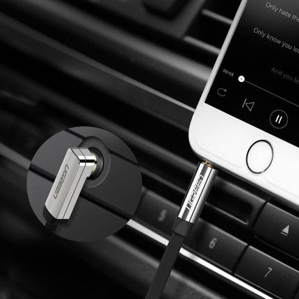 UGREEN 10729 3.5mm Male to 3.5mm Right Angle 3.5mm Aux Cable 5m (Black).