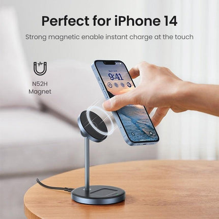 UGREEN 90668 2-in-1 Magnetic Wireless Charging Station.
