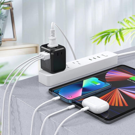 CHOETECH PD5008 30W Fast Universal GaN Travel Charger.